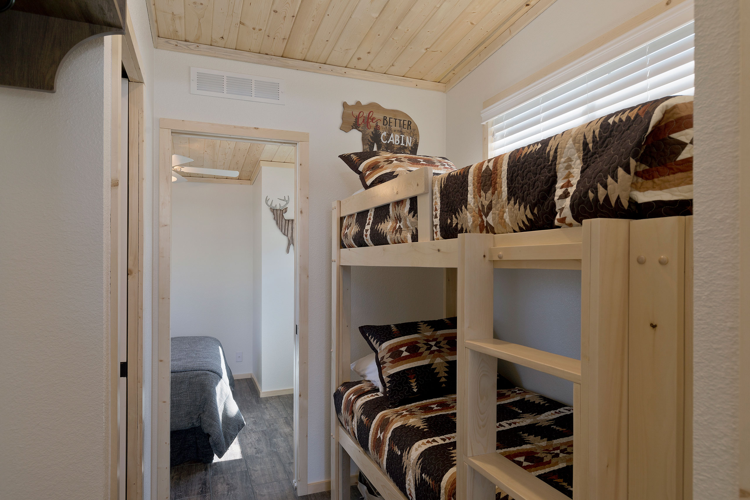 Juniper cabin bunk beds